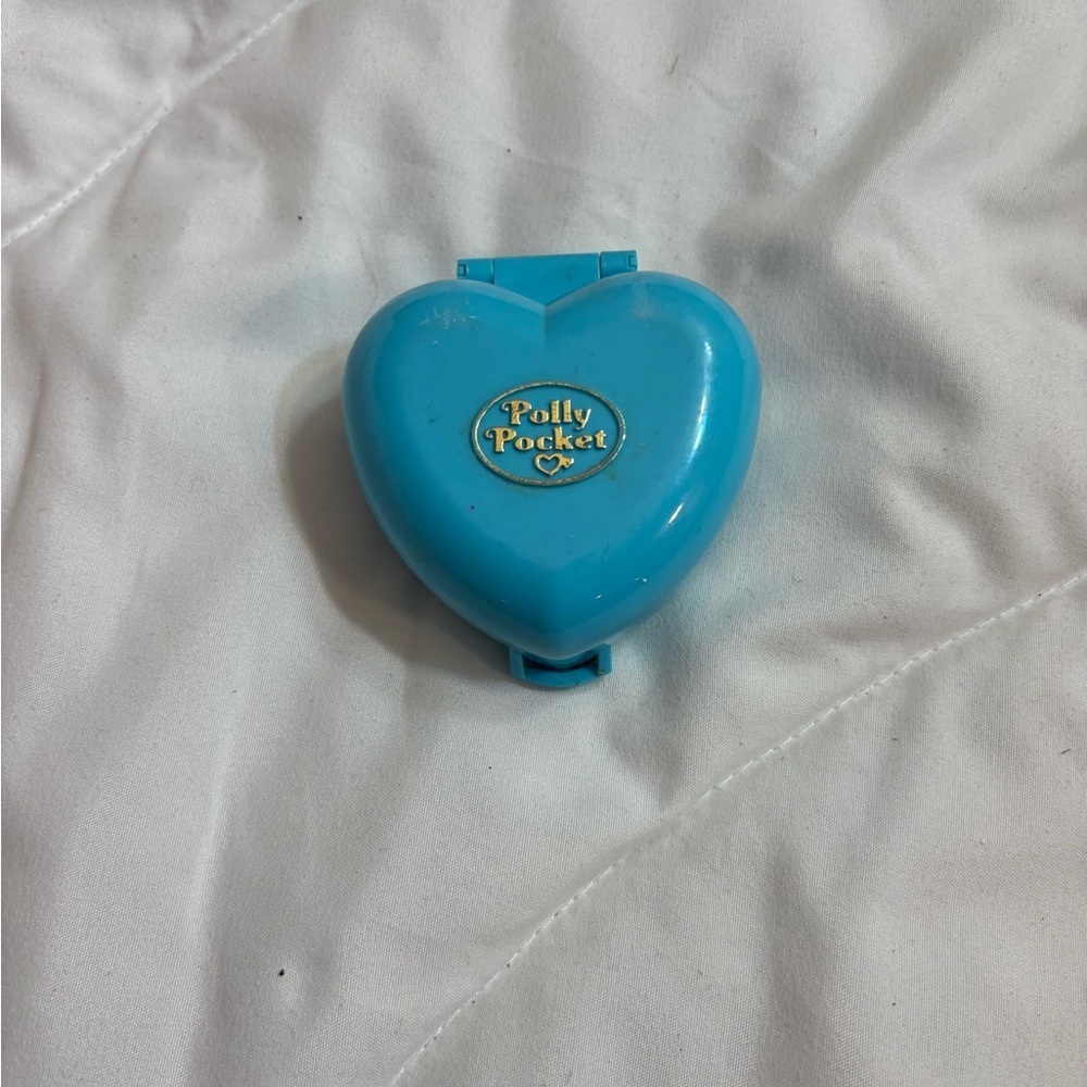 1993 Vintage Polly Pockets Blue Bird Pretty Pandas Pet Parade Blue Heart Used